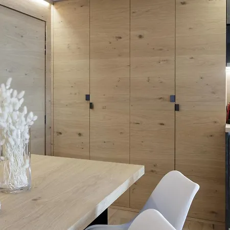 Hellochalet - Pandora Mountain View With Jacuzzi, Garage And Storage Apartamento *