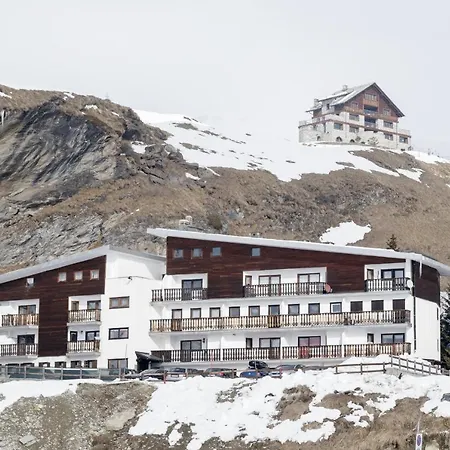Hellochalet - Pandora Mountain View With Jacuzzi, Garage And Storage Apartamento Breuil-Cervinia