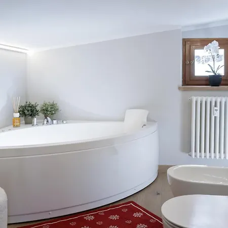 Hellochalet - Pandora Mountain View With Jacuzzi, Garage And Storage Breuil-Cervinia